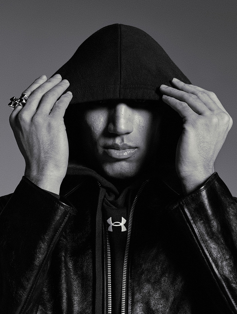 UNDER ARMOR SHOT 02 0060 150dpi copie